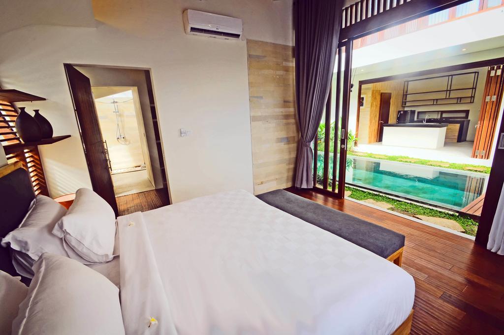 The Royal Bali Villas Canggu Legian Rum bild
